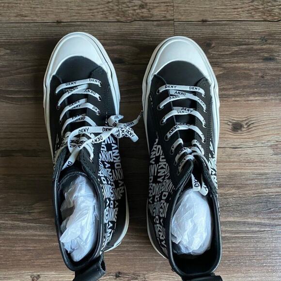 DKNY sz 7.5 black white lace up shell toe high top‎ canvas sneakers  NWT - Picture 10 of 10